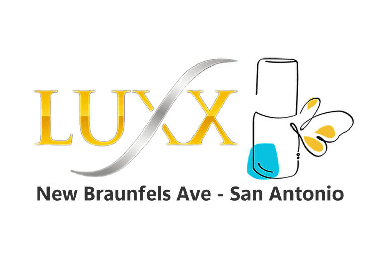Luxx Nail Salon logo